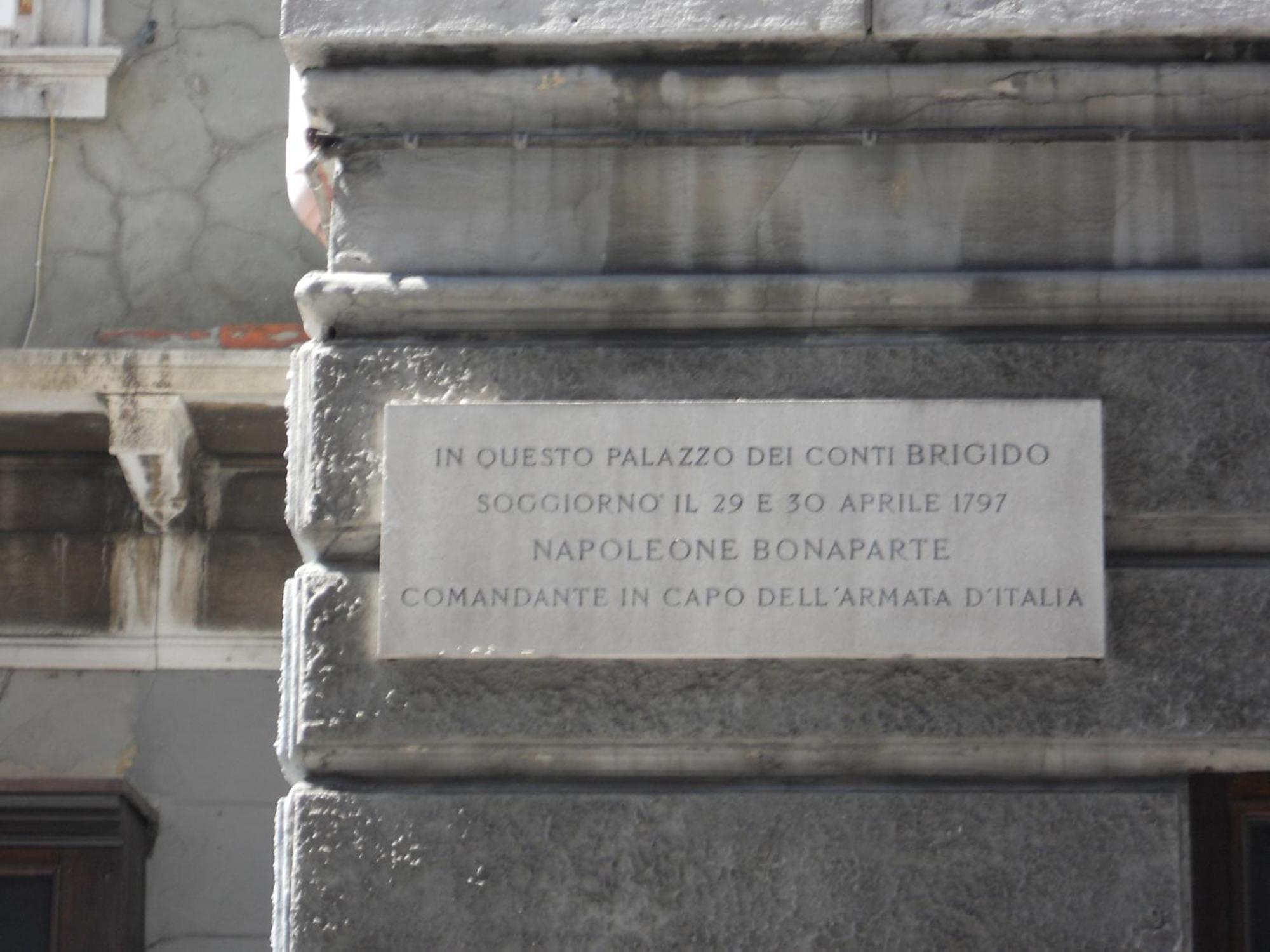 Palazzo Brigido Hotel ตรีเอสเต ภายนอก รูปภาพ